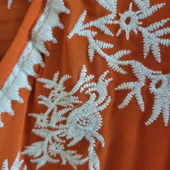 Gianni Bini blouse mid Sleeve Women's large 🔸️/ white embroidery NWT - Picture 4 of 7